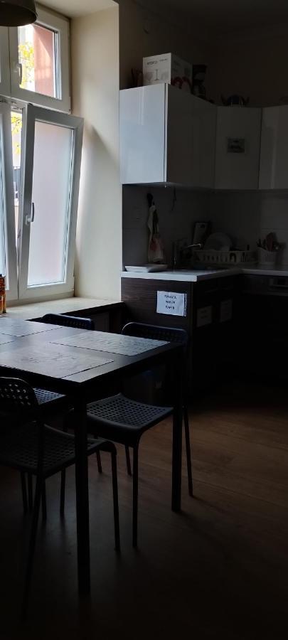 Hostel Alex&Tsa Krakow Luaran gambar